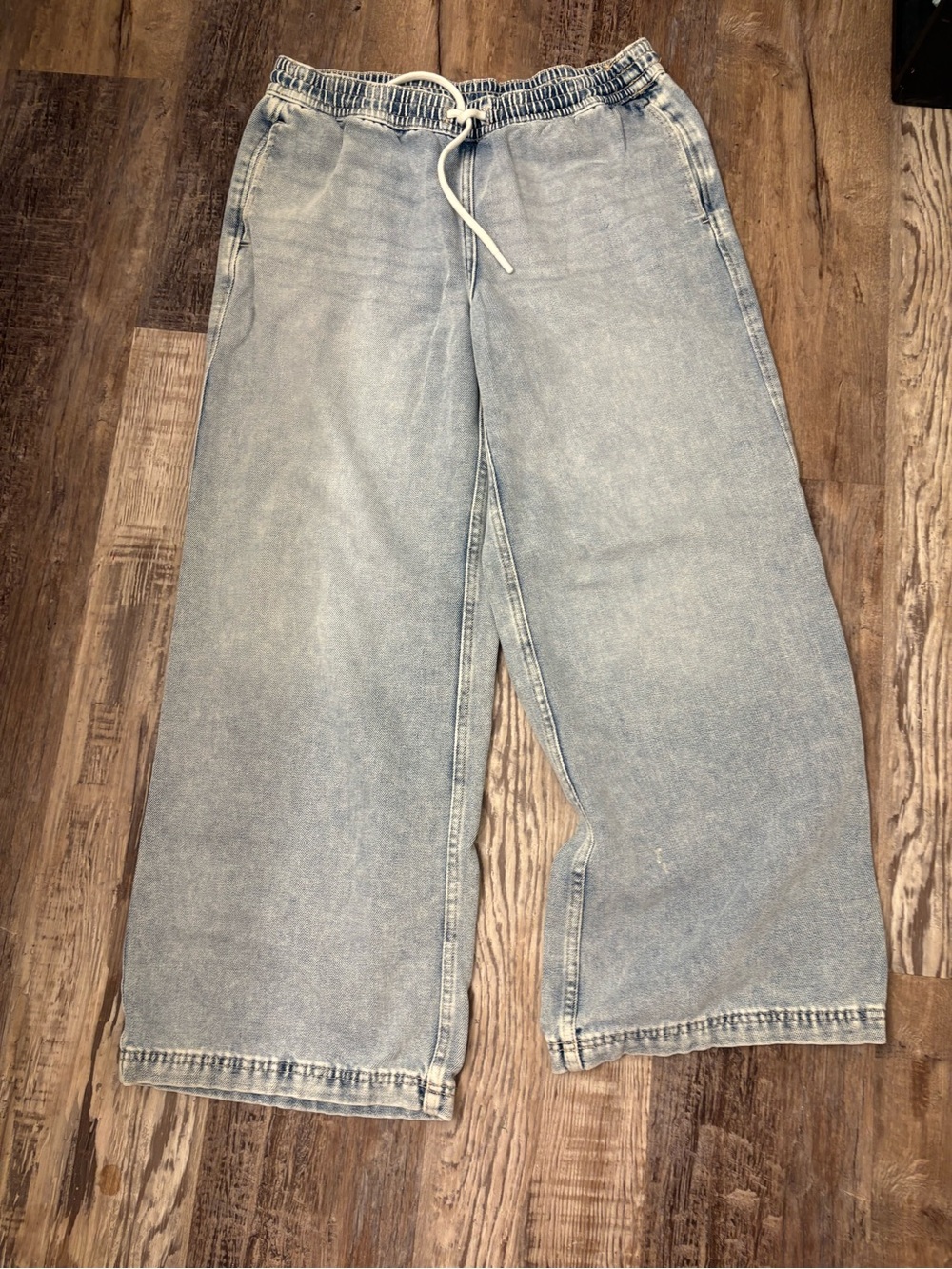 H&M Women’s Wide Leg Jeans $10.00 Size Small 4-6